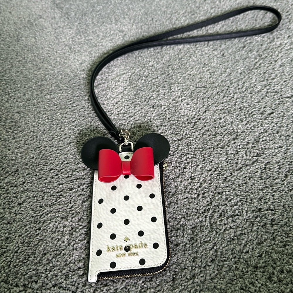 Kate Spade x Disney Minnie Mouse Lanyard
Card Holder